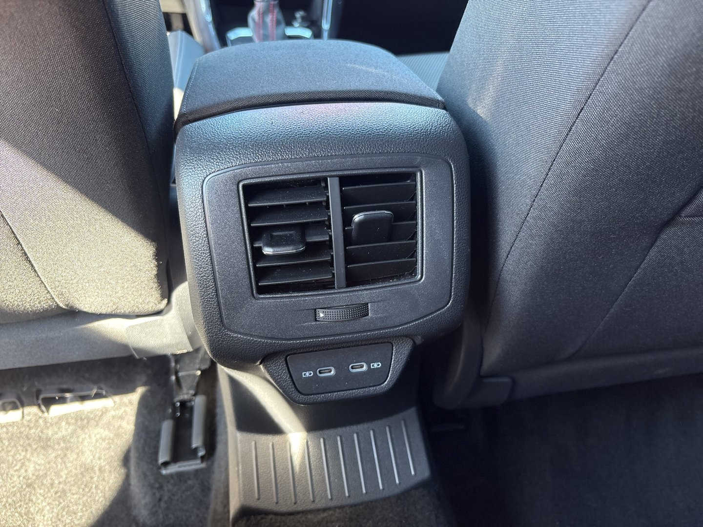 VW T-Roc Sport TDI 4MOTION DSG | Bild 14 von 21