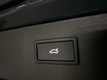 CUPRA Formentor e-HYBRID 204 PS DSG in Fjord-Blau