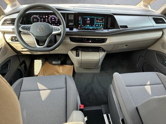 Bild eines VW Multivan Business eHybrid 180 kW 4MOTION
