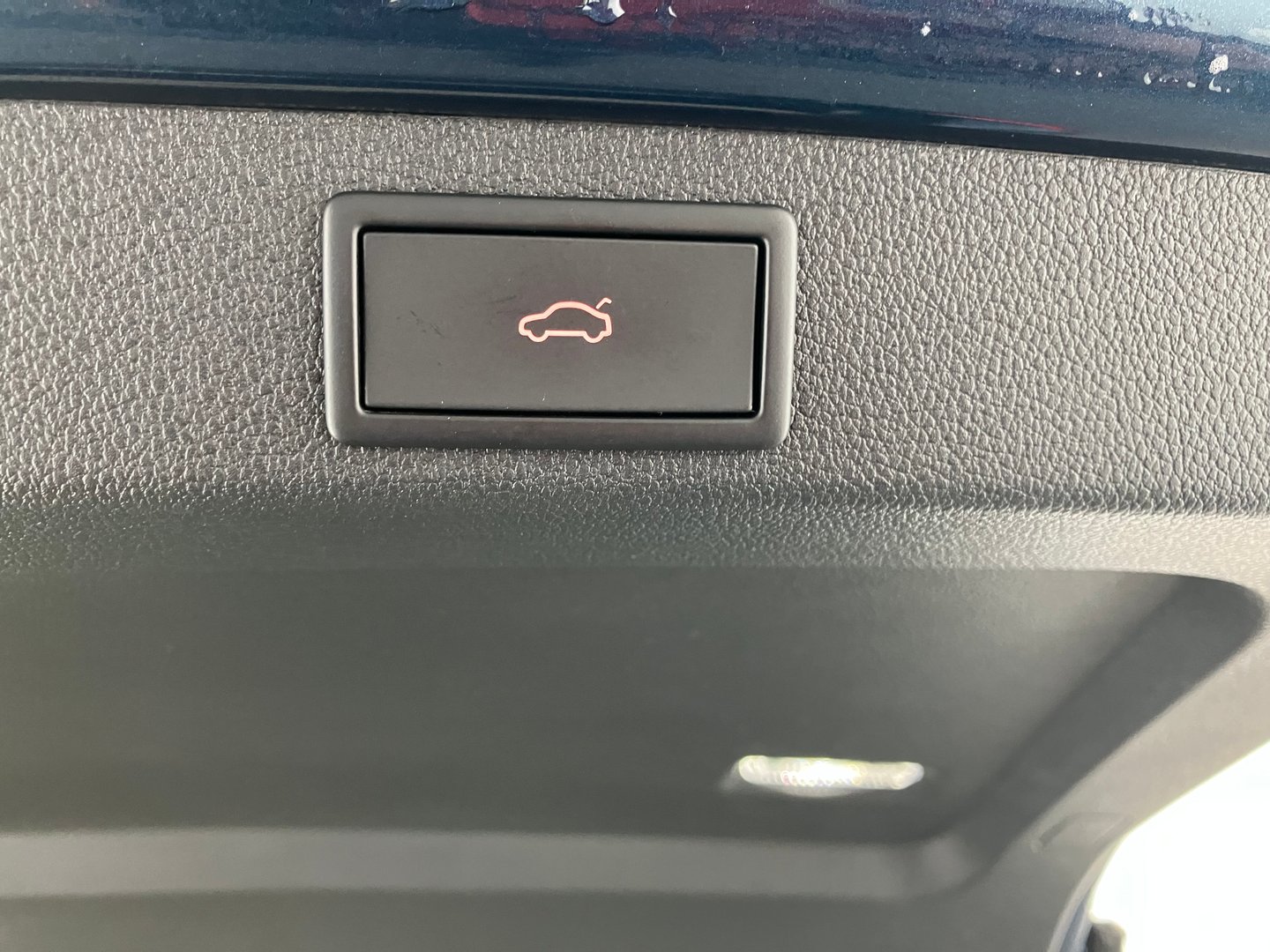 Škoda SUPERB Combi 4x4 L&K TDI SCR DSG | Bild 23 von 25