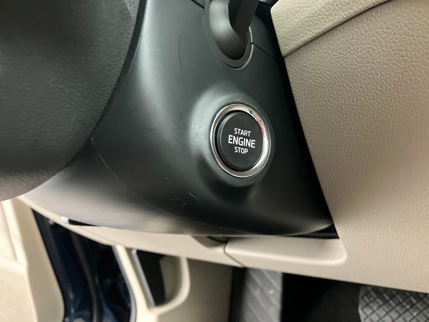 Škoda SUPERB Combi 4x4 L&K TDI SCR DSG | Bild 8 von 25