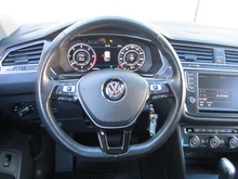 VW Tiguan Highline TDI SCR 4MOTION DSG in Ruby Red Metallic