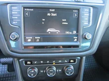 VW Tiguan Highline TDI SCR 4MOTION DSG in Ruby Red Metallic