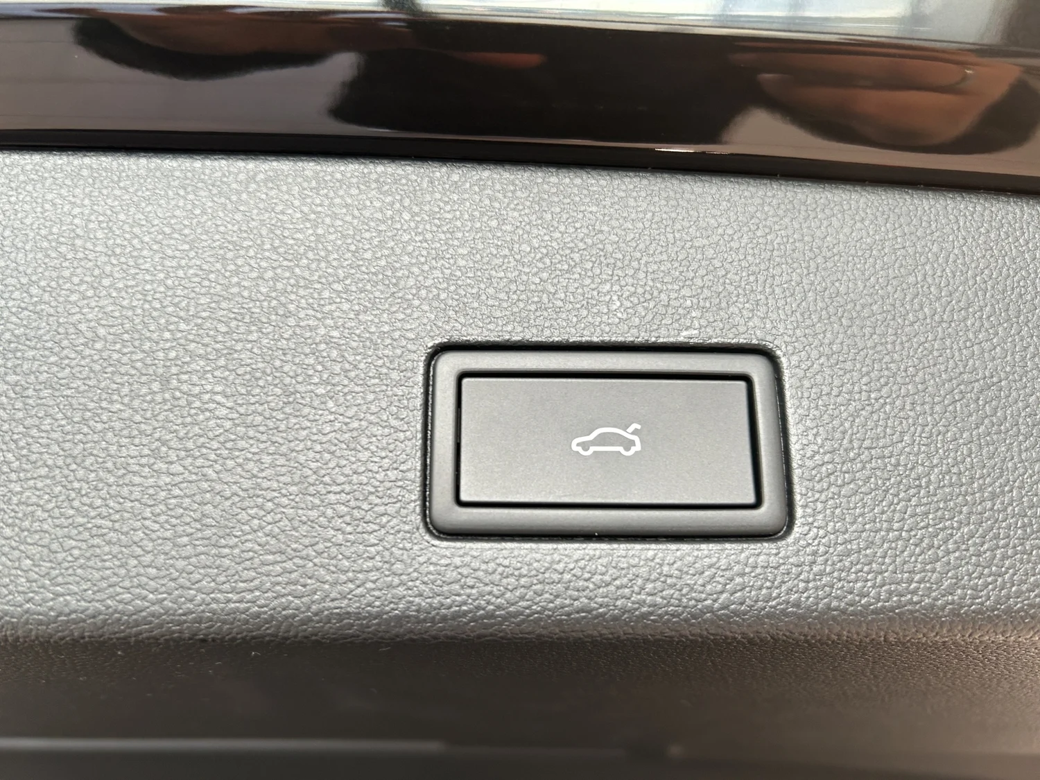 Bild eines Golf Variant Business mHeV DSG