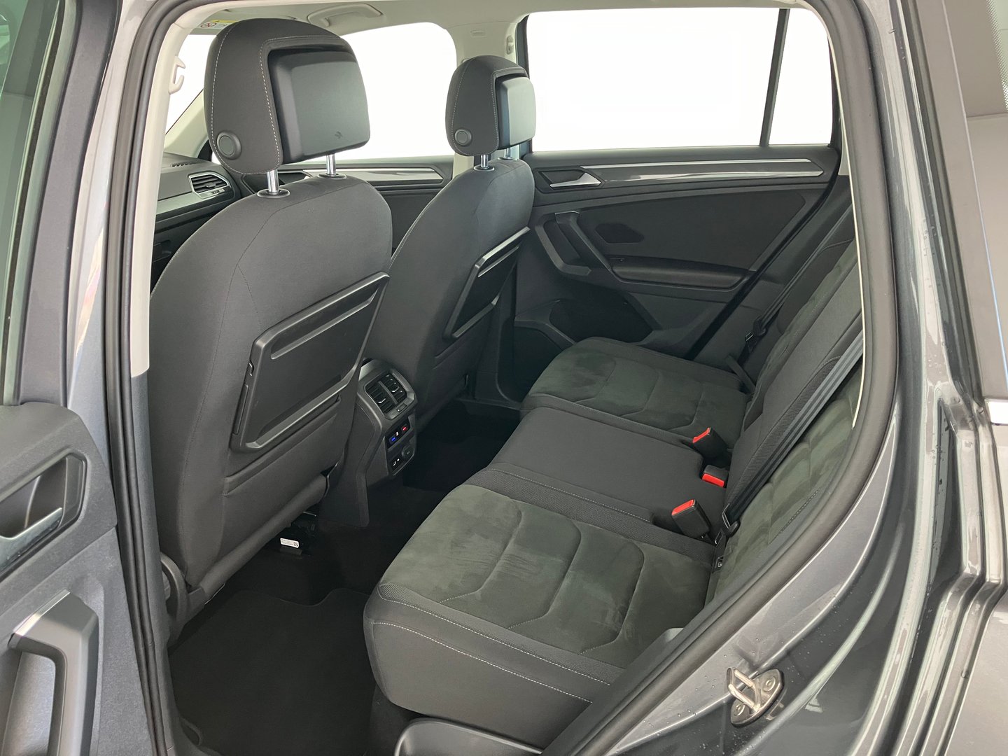 VW Tiguan Highline TDI SCR 4MOTION DSG | Bild 14 von 20