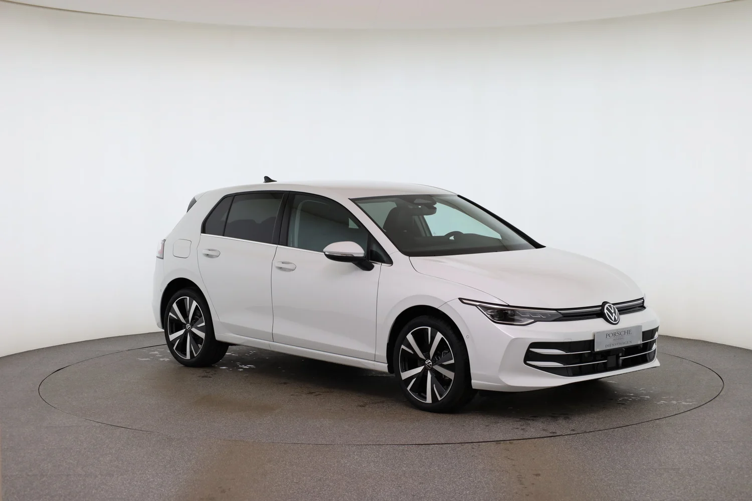 Bild eines VW Golf Style eHybrid DSG 150 kW