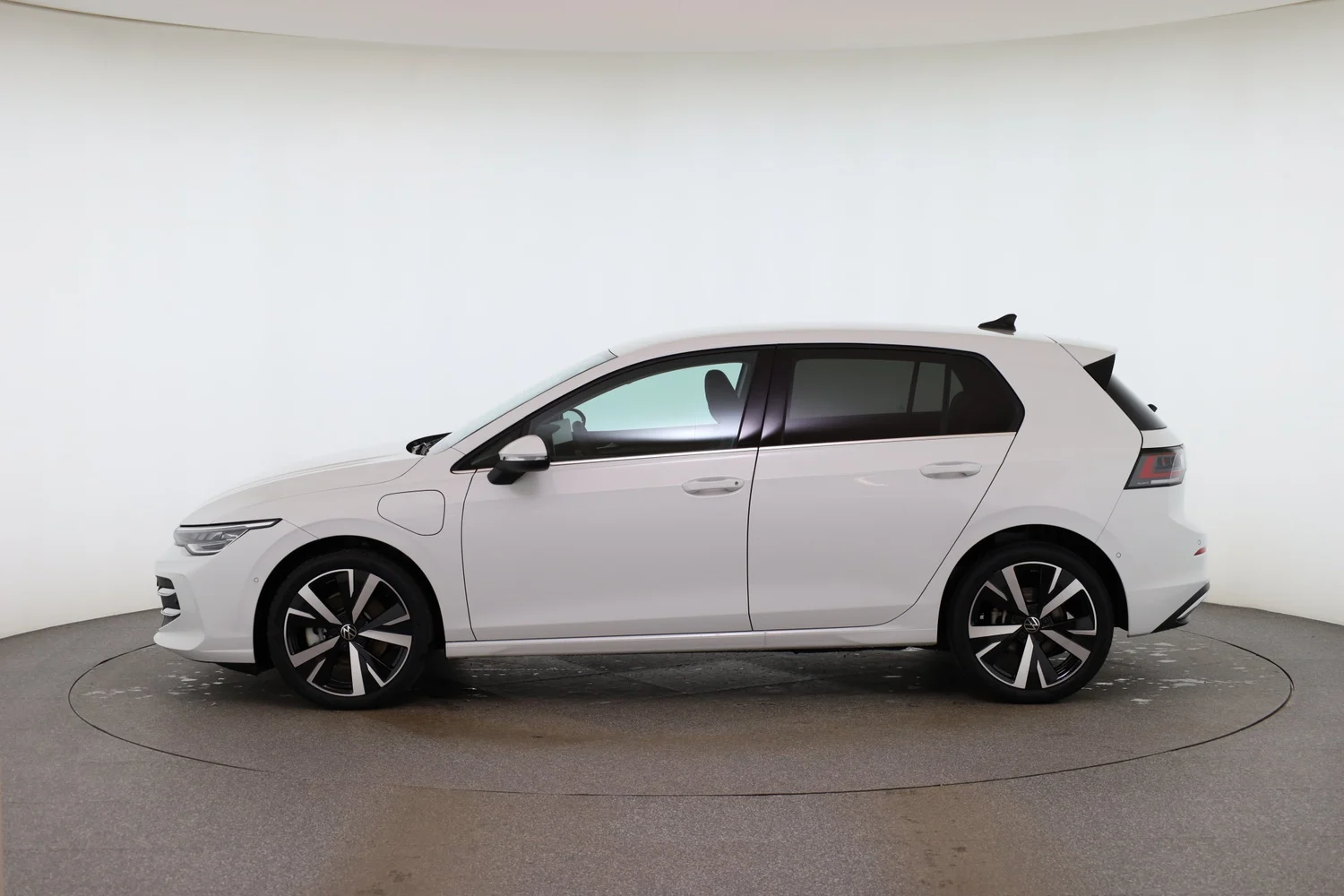 Bild eines VW Golf Style eHybrid DSG 150 kW