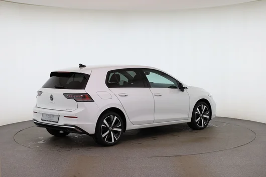 Bild eines VW Golf Style eHybrid DSG 150 kW