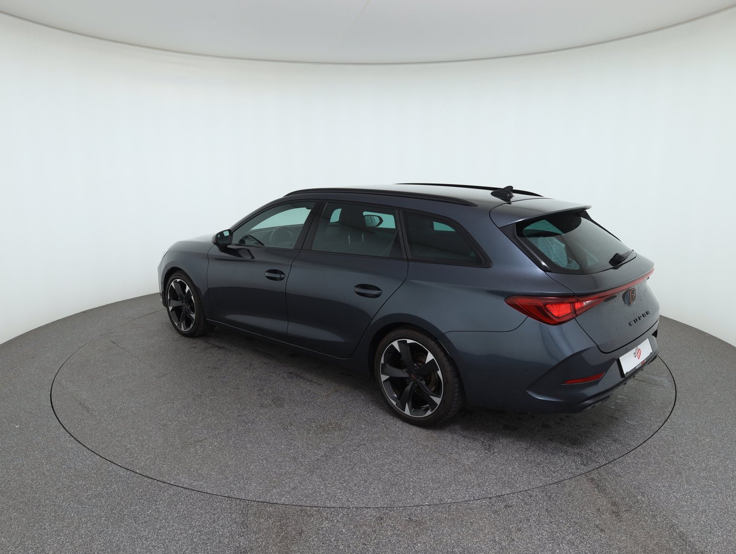 CUPRA Leon SP Kombi Alpha 1.5 eTSI DSG 150 | Bild 7 von 38