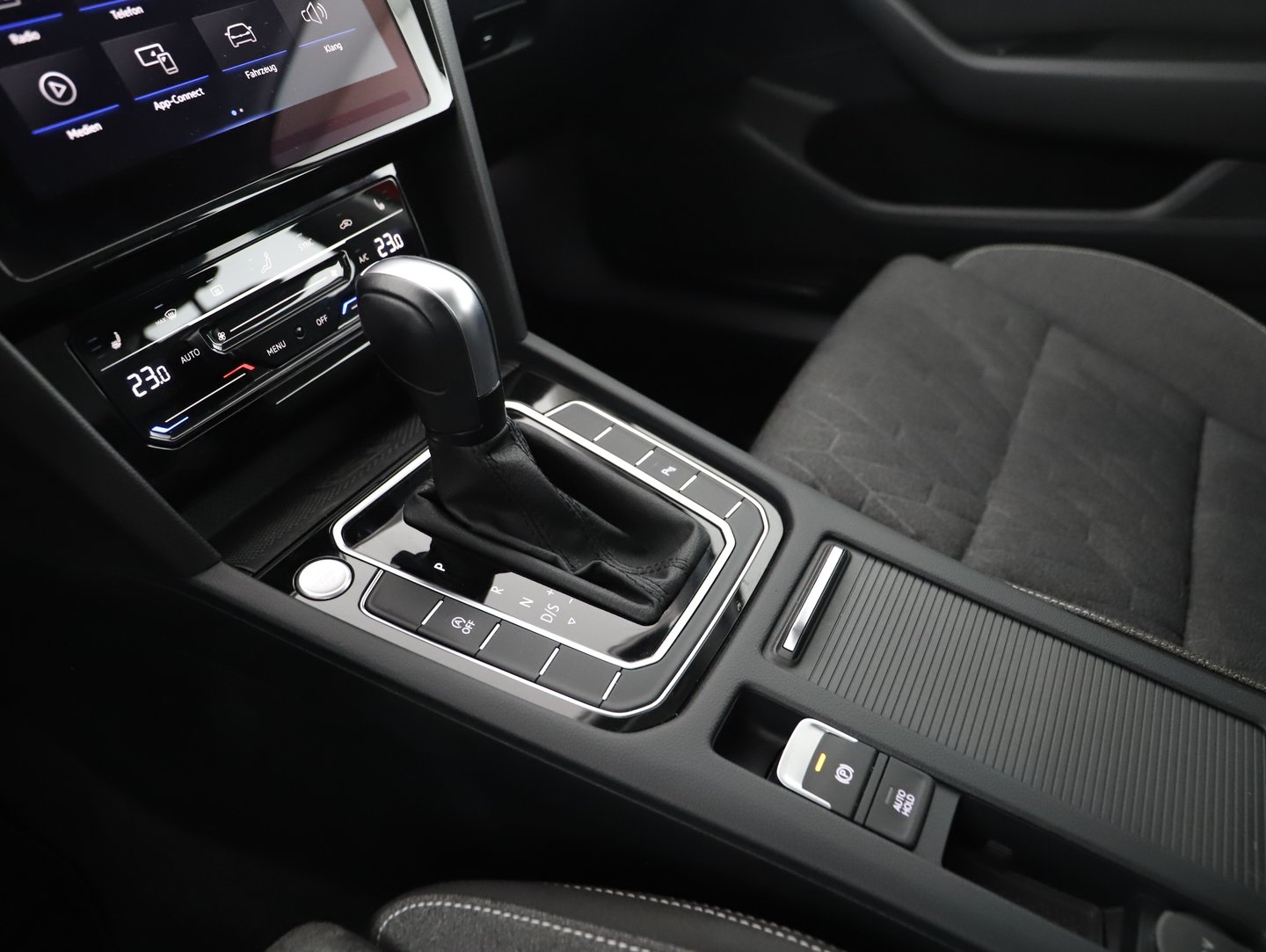 VW Passat Variant Business TDI DSG | Bild 16 von 22