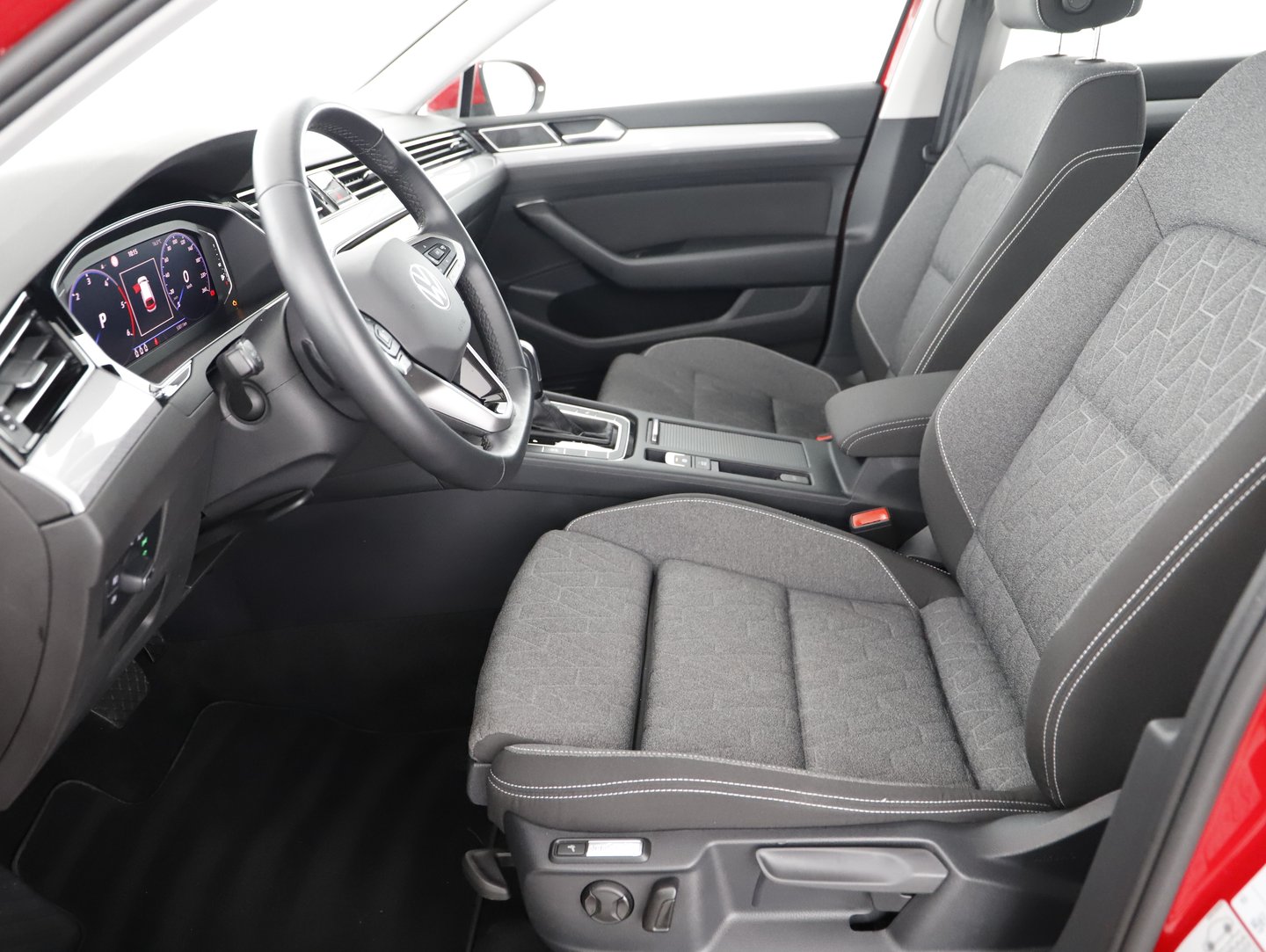 VW Passat Variant Business TDI DSG | Bild 6 von 22