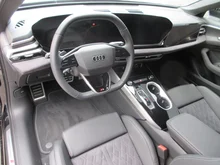Audi A6 Avant e-hybrid quattro 270 kW in Mythosschwarz Metallic