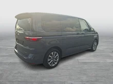 VW Multivan Life eHybrid 180 kW 4MOTION in Puregrey