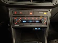 VW T-Cross TSI in Schwarz