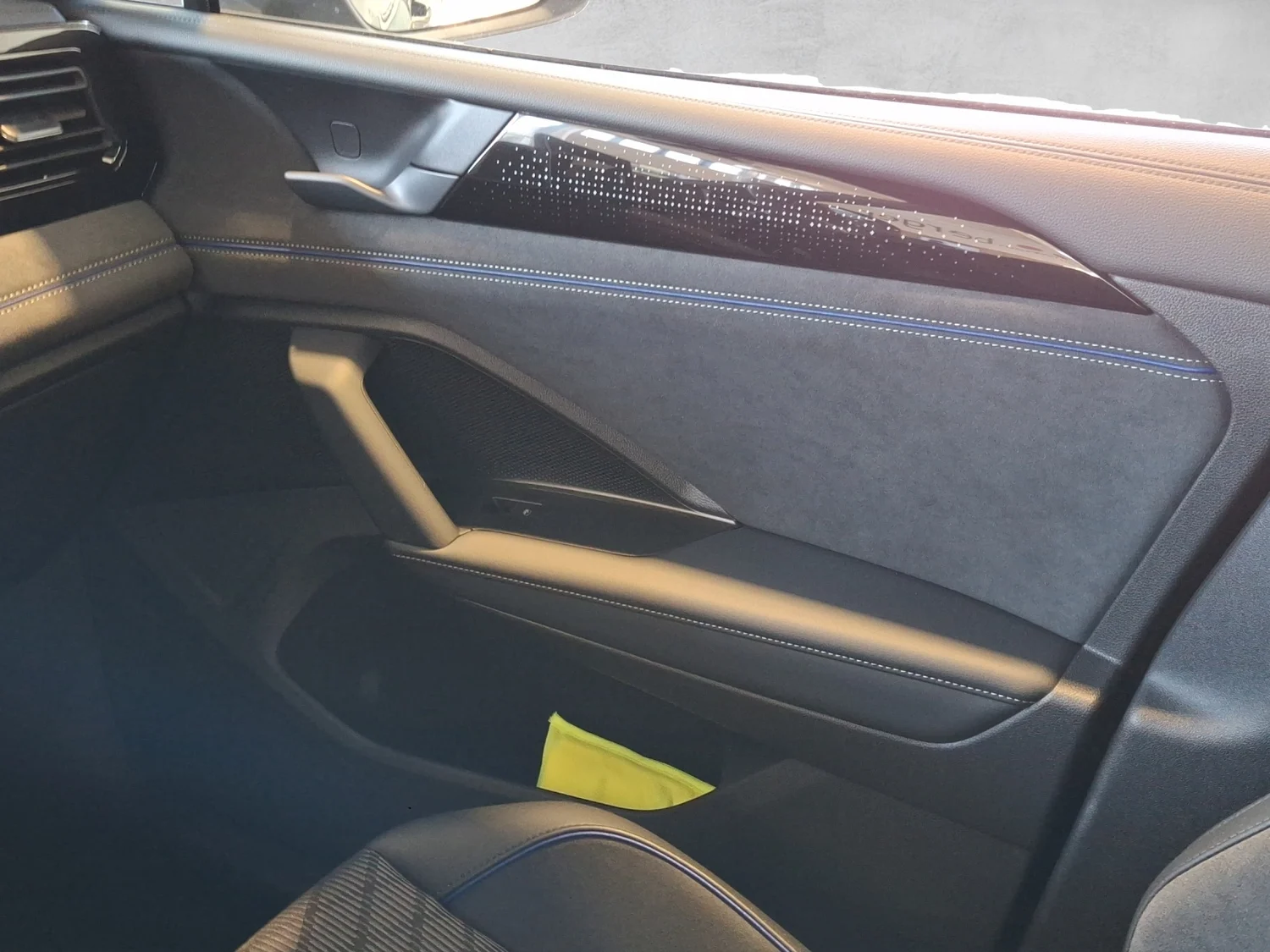 Bild eines Tiguan R-Line TDI 4MOTION DSG