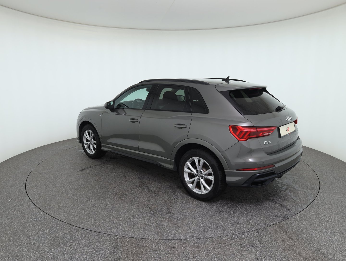 Audi Q3 35 TFSI S line exterieur | Bild 7 von 36