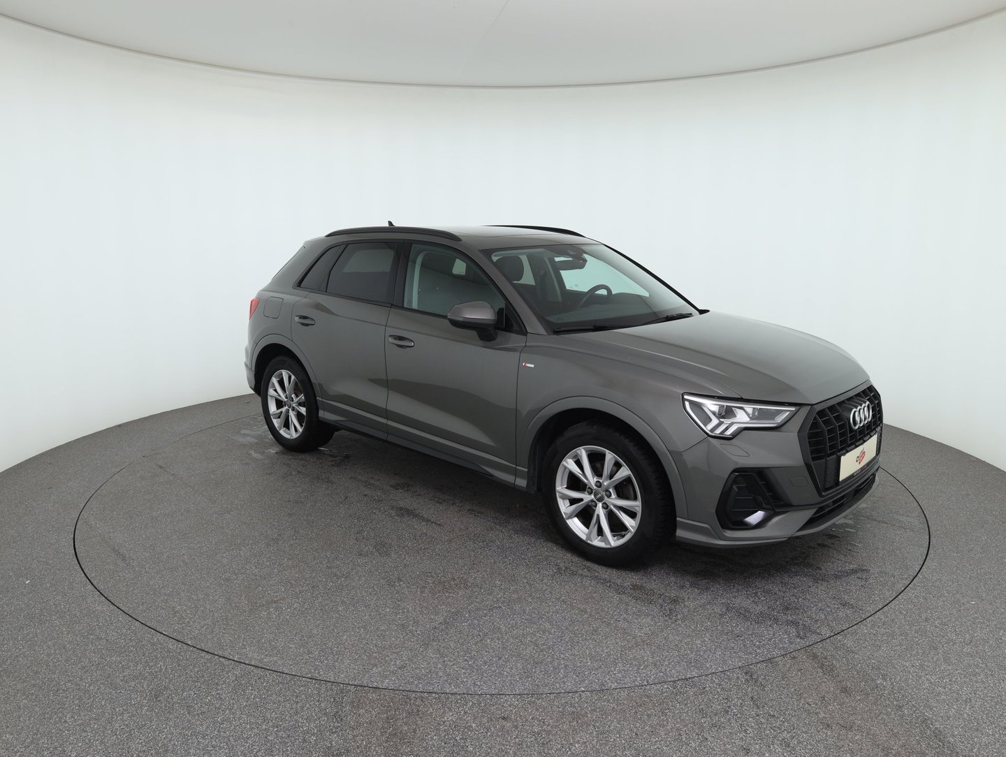 Audi Q3 35 TFSI S line exterieur | Bild 3 von 36