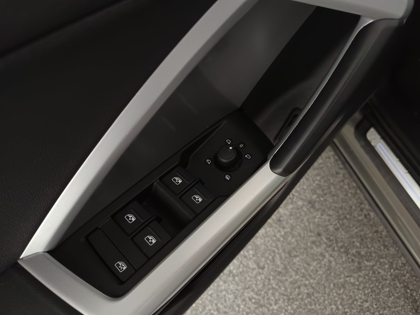 Audi Q3 35 TFSI S line exterieur | Bild 11 von 36
