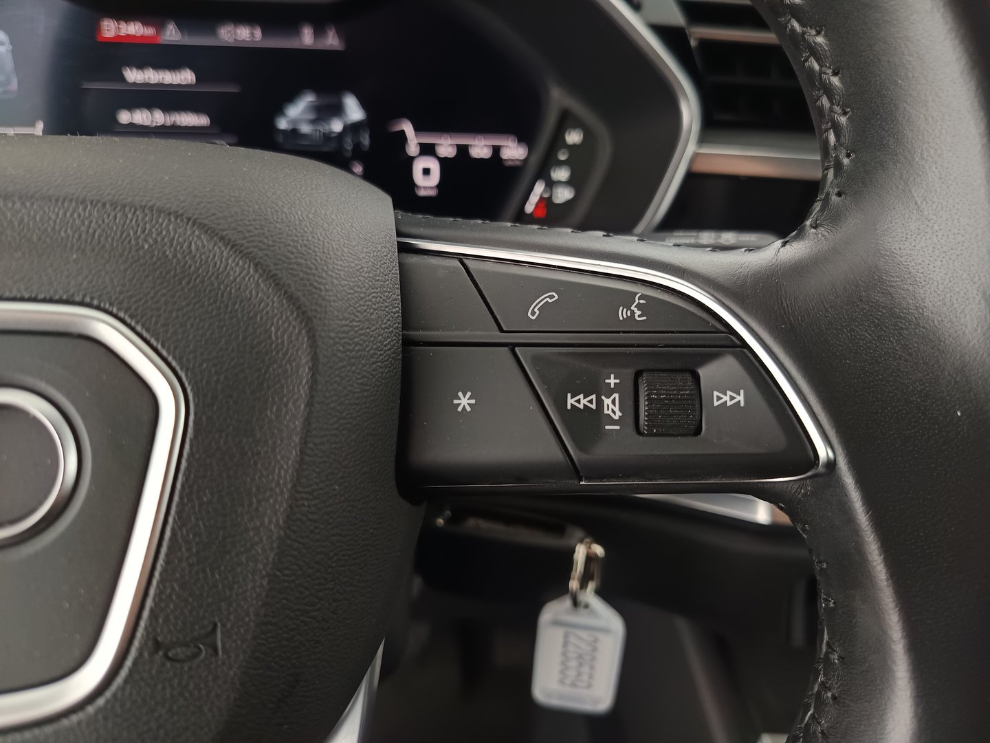 Audi Q3 35 TFSI S line exterieur | Bild 18 von 36