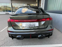 Audi RS5 RS 5 Limousine 470 kW in E8 Bedfordgrün Metallic