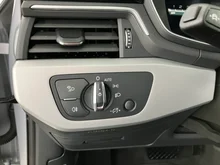 Audi A4 Avant 30 TDI in florettsilber metallic