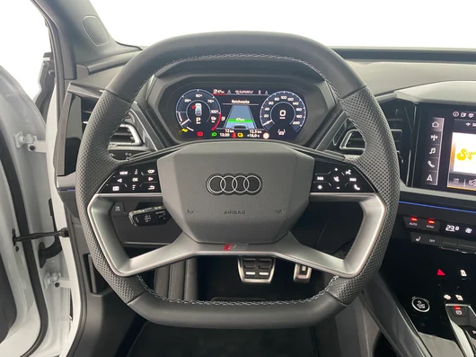 Bild eines Audi Q4 45 e-tron quattro