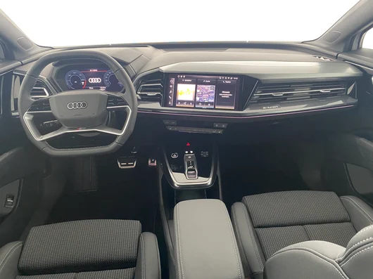 Bild eines Audi Q4 45 e-tron quattro