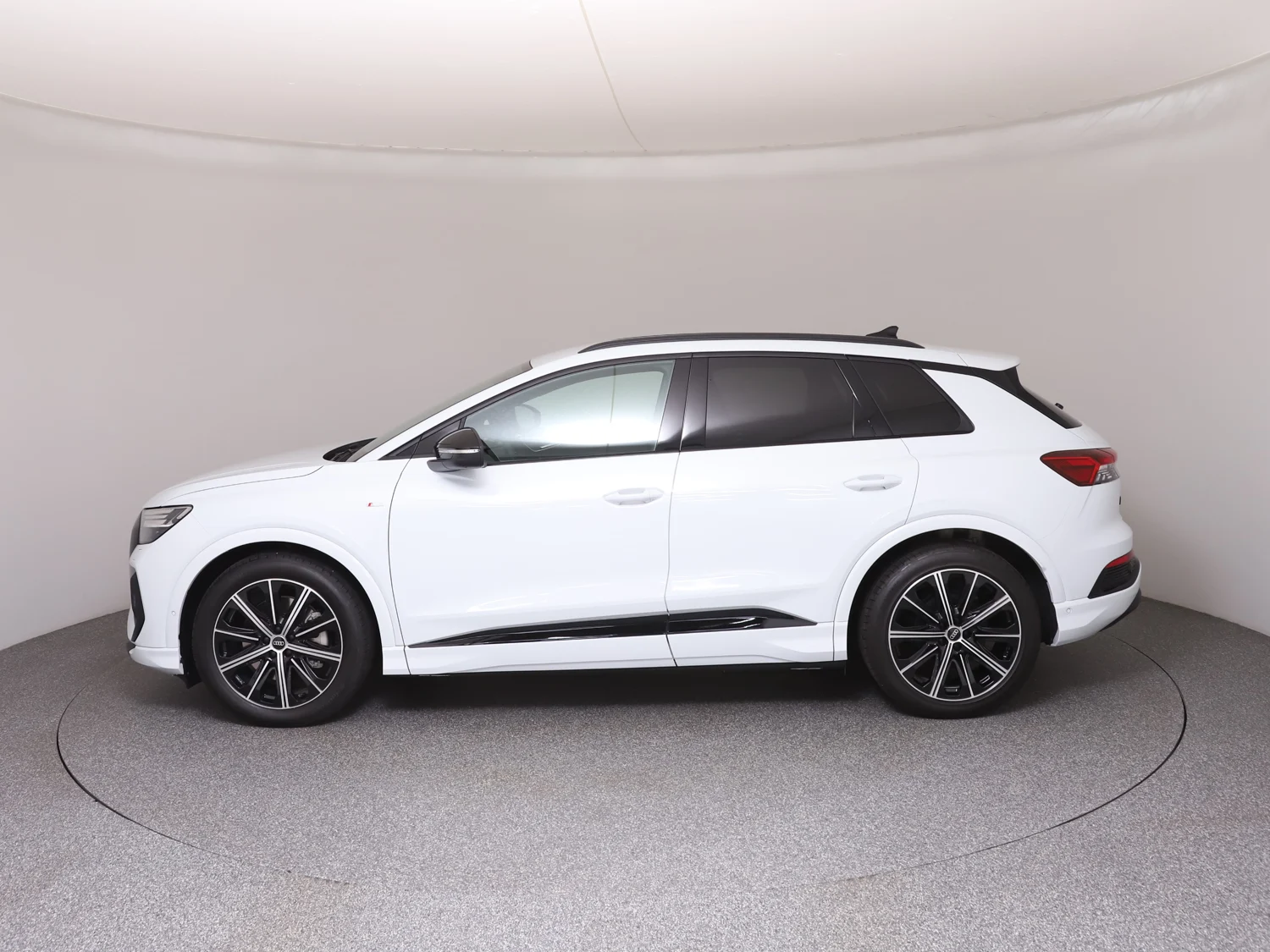 Bild eines Audi Q4 45 e-tron quattro
