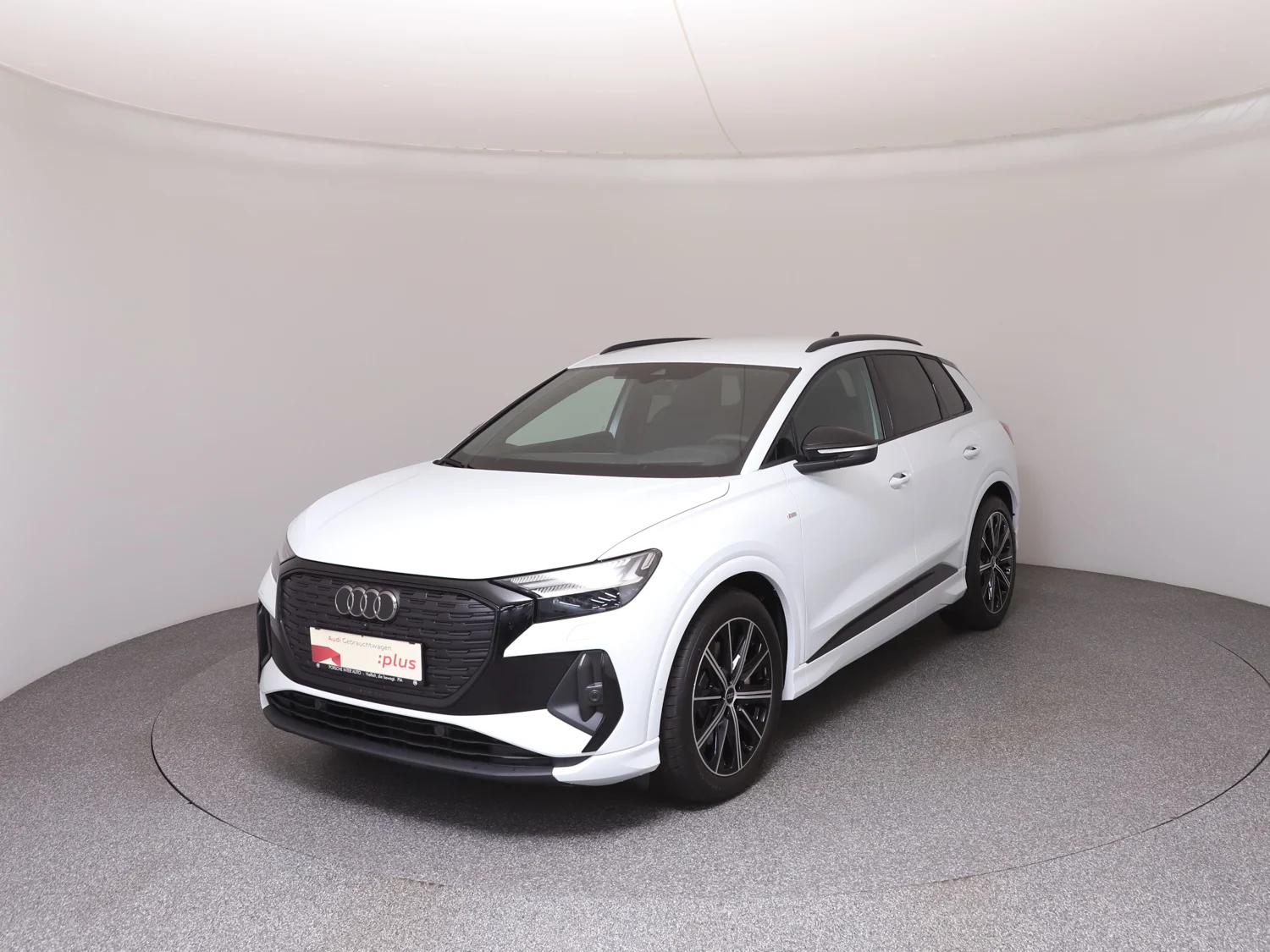Bild eines Audi Q4 45 e-tron quattro