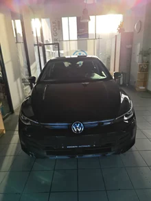 Thumbnail-Foto von Fahrzeug