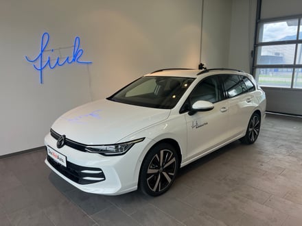 VW Golf Variant Business mHeV DSG