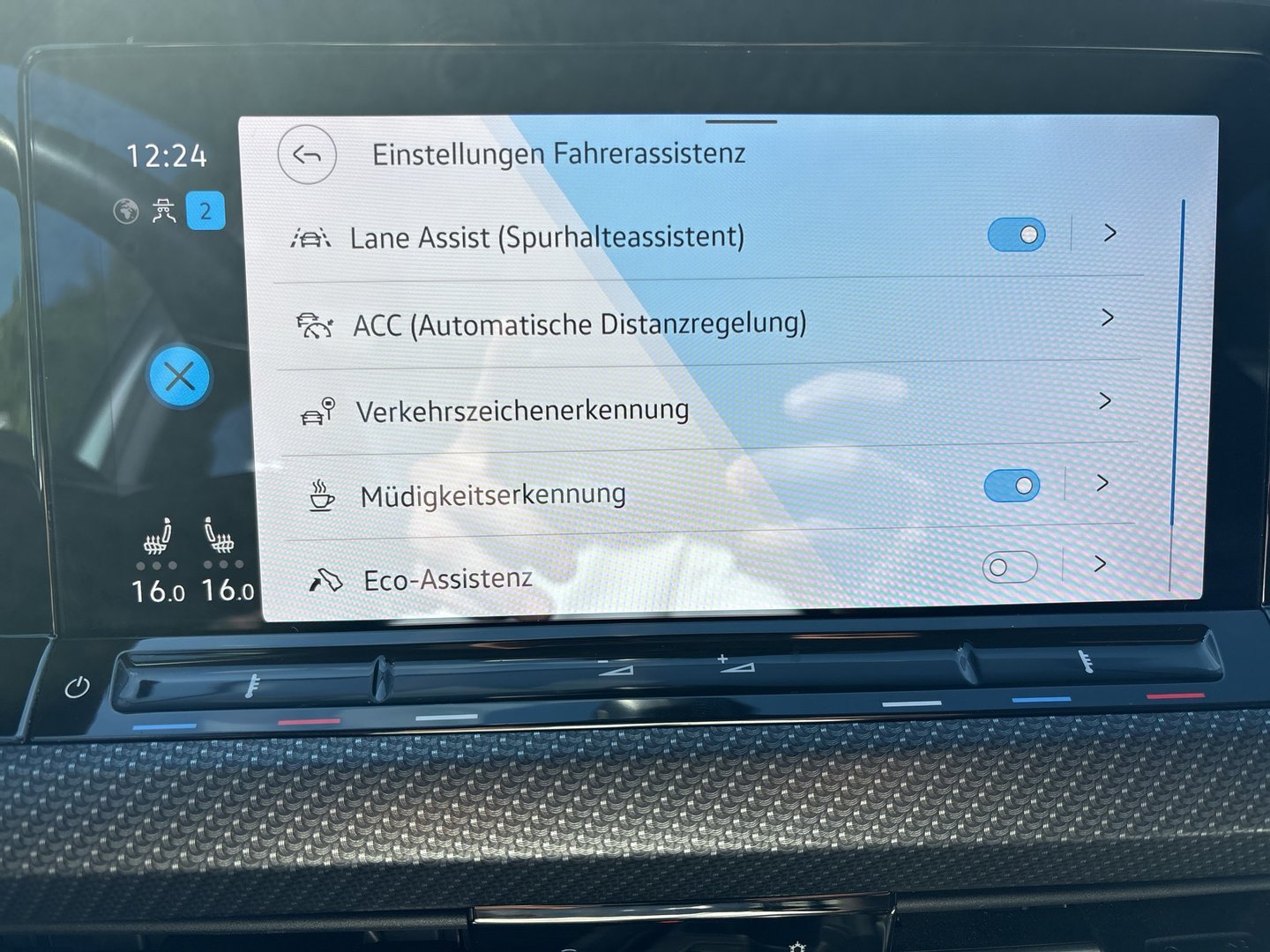 VW Golf R-Line TSI | Bild 16 von 23