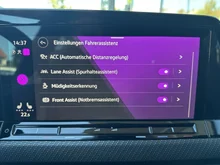 VW Golf R-Line TSI in Delfingrau Metallic