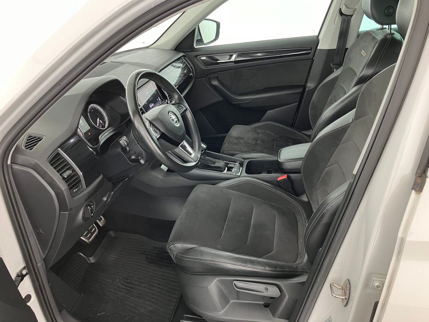 Škoda KODIAQ 4x4 SCOUT TSI DSG | Bild 4 von 20