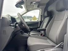 VW Caddy Cargo Maxi TDI in Candyweiß