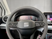 SEAT Arona Reference Edition 1.0 TSI in Candy-Weiß