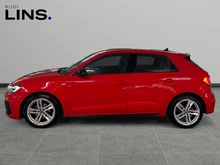 Audi A1 Sportback 30 TFSI S line exterieur in Misanorot Perleffekt