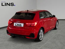 Audi A1 Sportback 30 TFSI S line exterieur in Misanorot Perleffekt