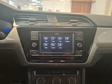 VW Touran TDI DSG in Reflexsilber Metallic