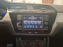 VW Touran TDI DSG in Reflexsilber Metallic