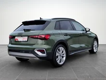 Audi A3 allstreet 35 TFSI in M4 Distriktgrün Metallic