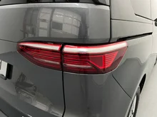 VW Multivan Business eHybrid 180 kW 4MOTION in Indiumgrau Metallic
