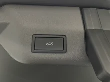 VW Multivan Business eHybrid 180 kW 4MOTION in Indiumgrau Metallic