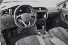 VW Tiguan R-Line TDI 4MOTION DSG in Oryxweiß Perlmutteffekt
