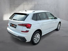 Škoda Kamiq Selection TSI in Moon-Weiß Metallic