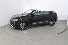 VW T-Roc Cabriolet Style TSI in Deep Black Perleffekt