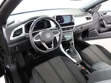 VW T-Roc Cabriolet Style TSI in Deep Black Perleffekt