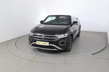 VW T-Roc Cabriolet Style TSI in Deep Black Perleffekt