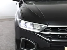 VW T-Roc Cabriolet Style TSI in Deep Black Perleffekt