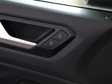 VW T-Roc Cabriolet Style TSI in Deep Black Perleffekt